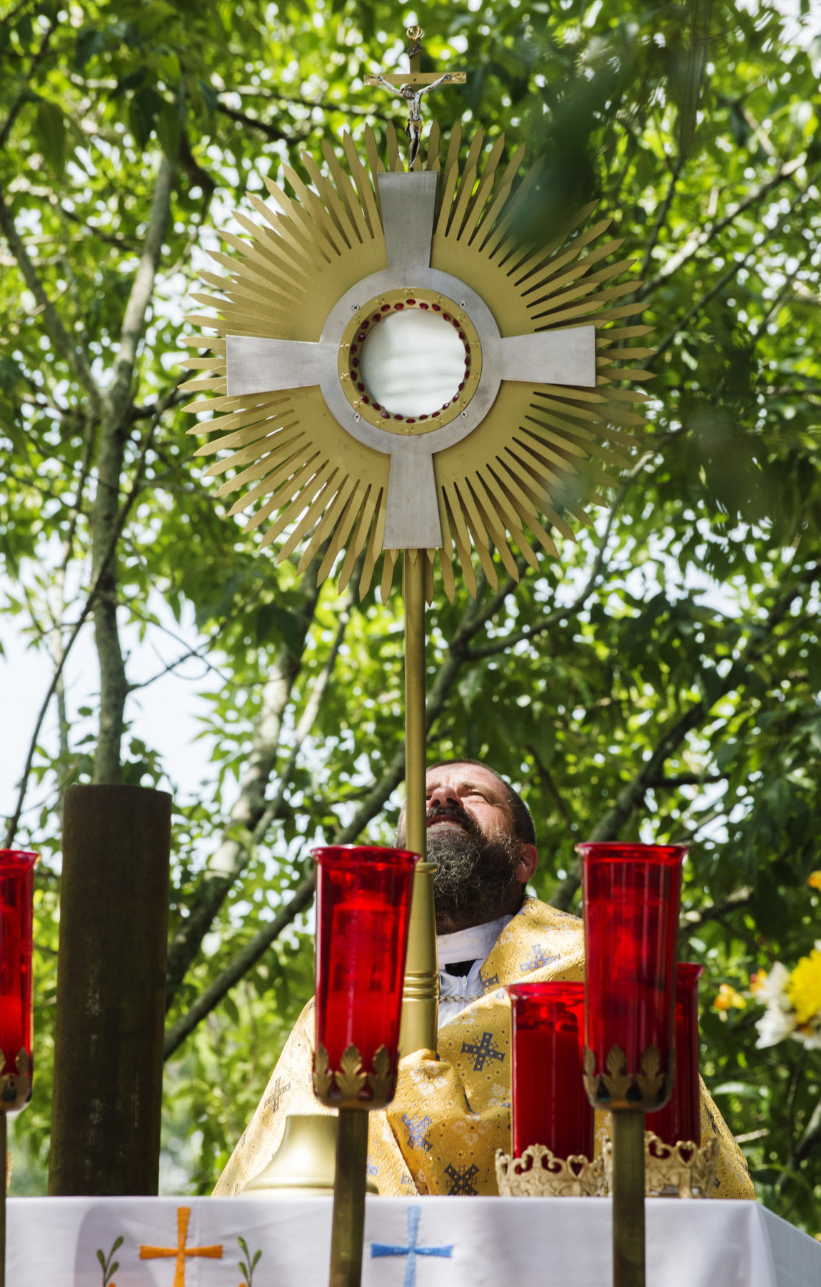 ACA.eucharisticprocession015.081618